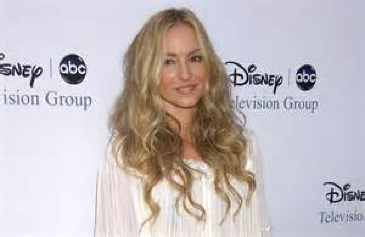 Adriana La Cerva Biography, Age, Family, Death, Husband, Character, Mole….