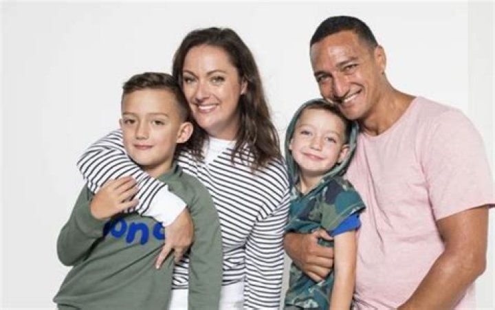 Age, Children Nationality Facts on Celeste Barber Husband ·