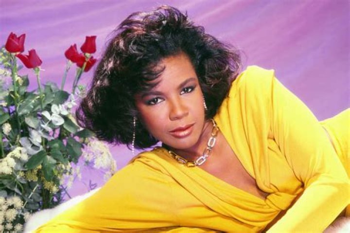 Angela Winbush Biography, Age, Height, Husband, Net Worth, Family