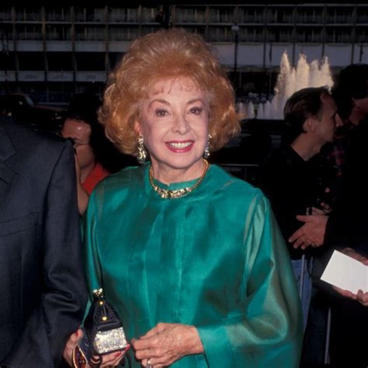 Audrey Meadows - SnogBlogy