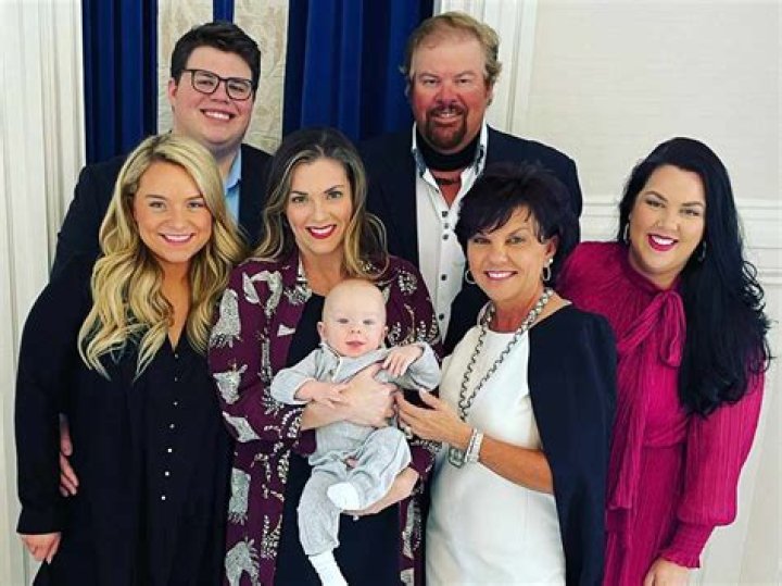 Becky White Wiki, Age, Hank Williams Jr.s Wife, Children, Family, Net Worth, Photos ·