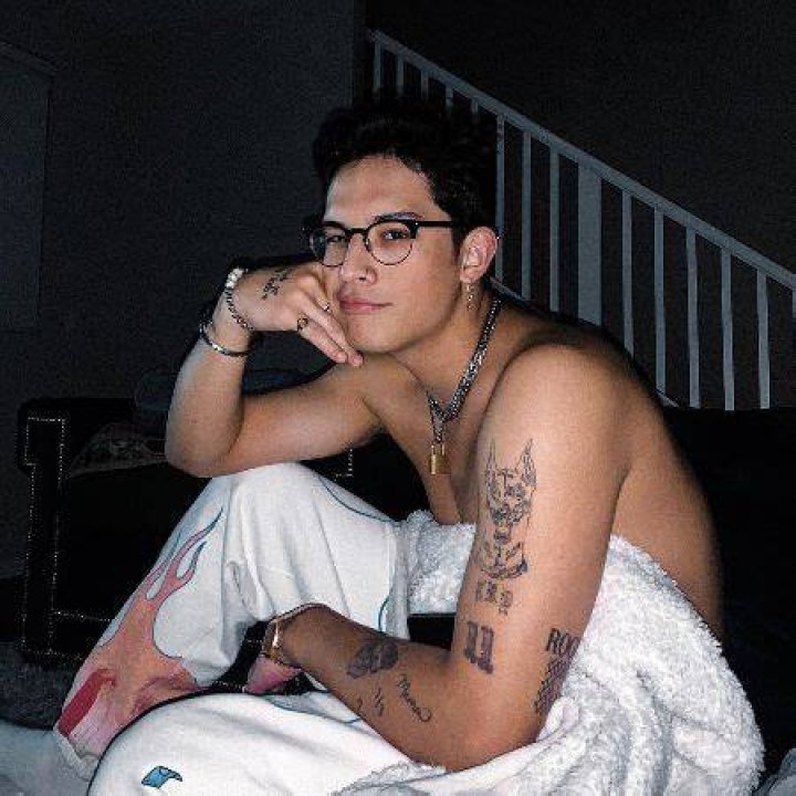 Brandon Arreaga is in an intimate relationship with his girlfriend Maggie Lindemann. Know About his ·