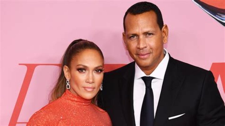 Can Alex Rodriguez and Jennifer Lopez buy New York Mets with a net worth of just $700M?