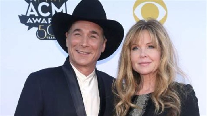 Clint Black Net Worth, Age, Height, Bio, Birthday, Wiki! ·