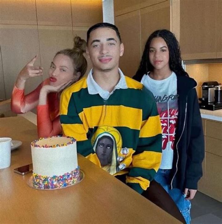 Daniel Julez J. Smith Jr is the son of Solange Knowles & Daniel Smith. ·