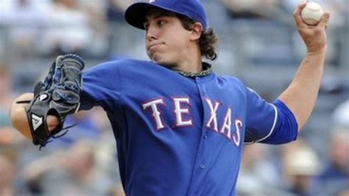 Derek Holland ·