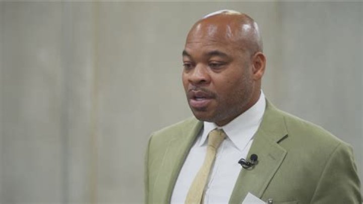 Devean George net worth and salary income estimation Jan, 2024 ·