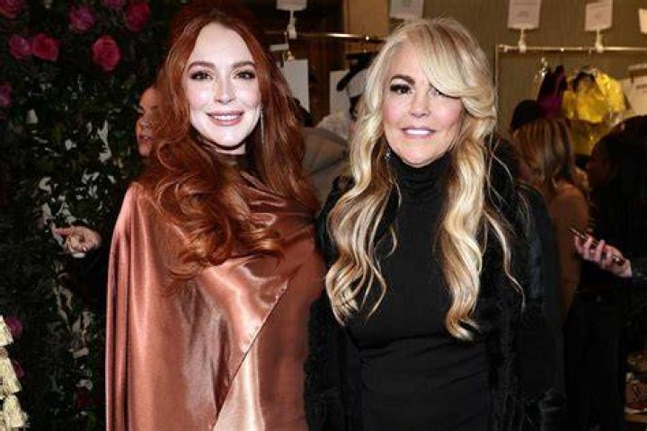 Dina Lohan Blames Lindsay's Downfall on Heath Ledger Dying ·