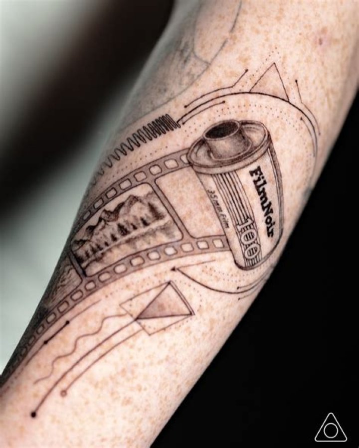 Discover Exceptional Fine Line Tattoo Artists Near You