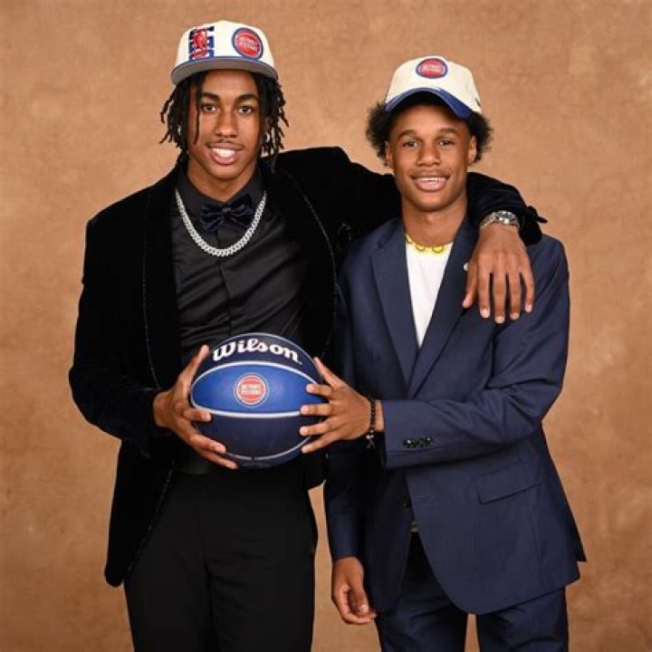 Does Jaden Ivey Have A Sister? Meet Brother Jordan Hunter ·