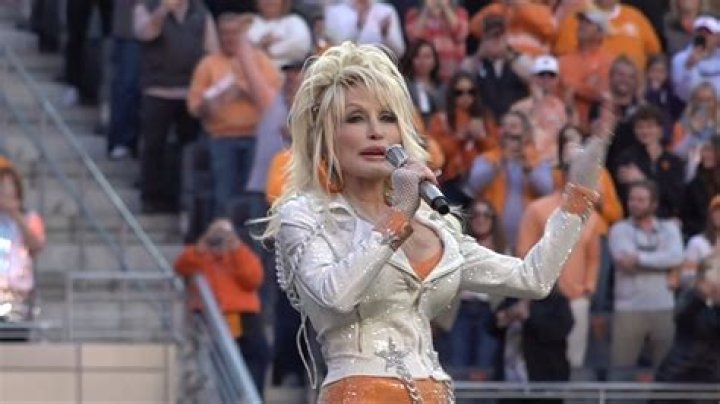 Dolly Parton's Nip Slip And Its Cultural Impact