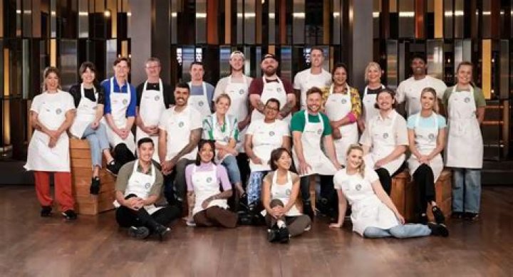 Dose Nicole Gomes Have A Husband? Top Chef Contestant Wikipedia Age And Family ·