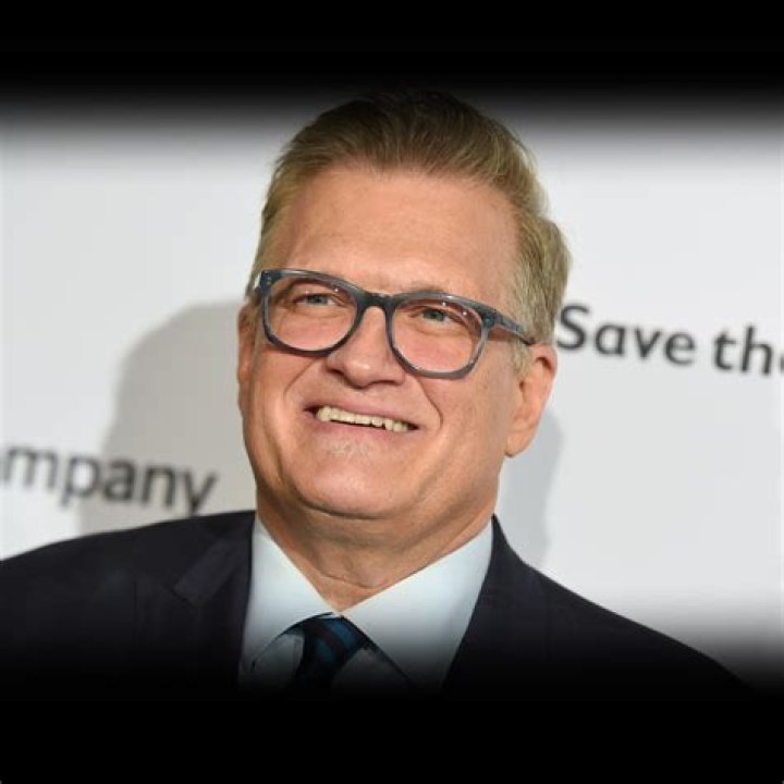 Drew Carey Biography, Age, Height, Wife, Net Worth, Family