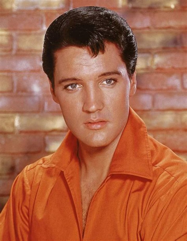 Elvis Presley Ethnicity, Nationality, Race, Family, Body measurements, career ·