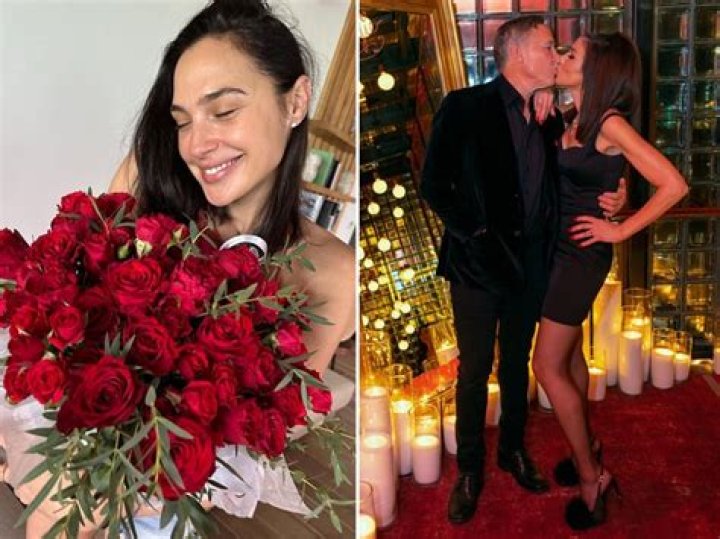 Emily Ratajkowski & Eric Andre Pose Naked On Valentines Day Hollywood Life ·