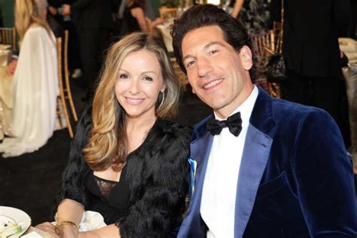 Erin Angle (Jon Bernthal Wife) Wikipedia, Bio, Age, Height, Weight, Net Worth, Husband, Children, Fa