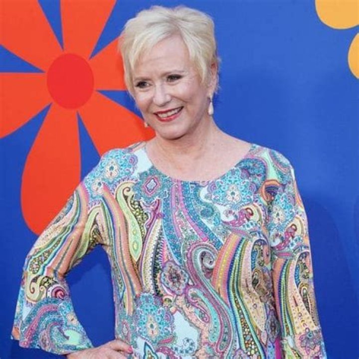 Eve Plumb Bio (Wiki) ·