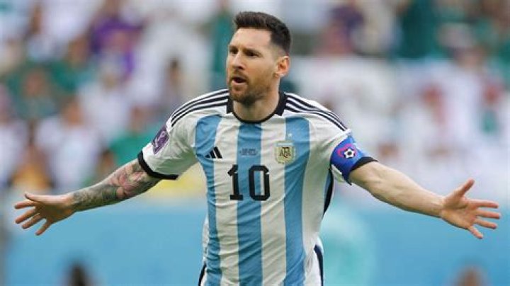 Gabriel Batistuta comments on Argentina team, World Cup, Lionel Messi