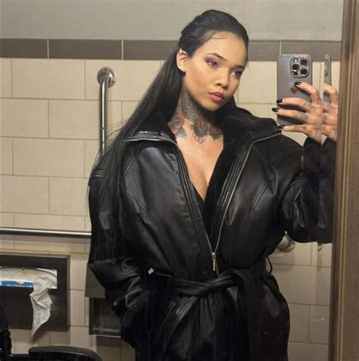 Gena Tew Bio, Age, Near Death, Boyfriend, Net Worth, and Instagram ·