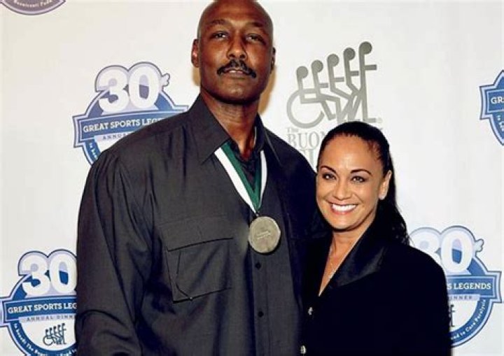 "gloria Bell Karl Malone Pictures"