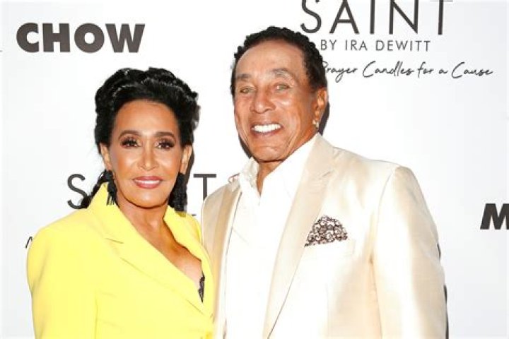 How Old Is Smokey Robinson Wife? Frances Gladney Robinson Age and Facts