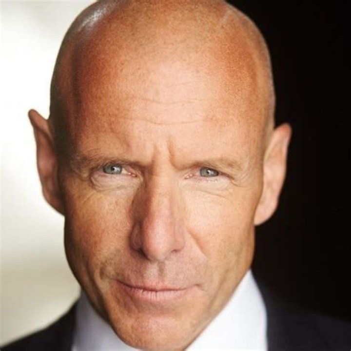 Hugh Dillon - BlogInfo