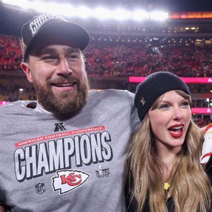 Inside Katie Bates' Engagement To Travis Clark
