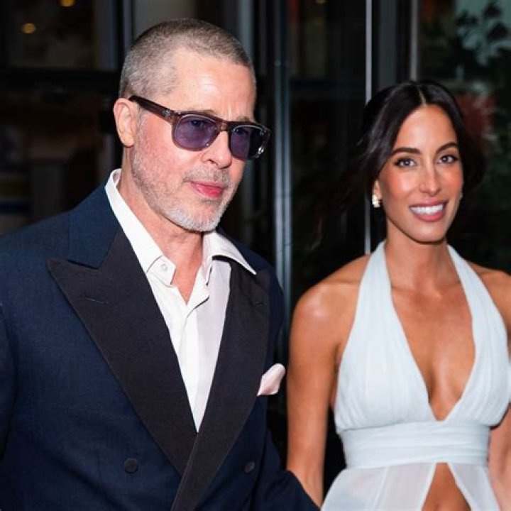 Is Brad Sellers Married