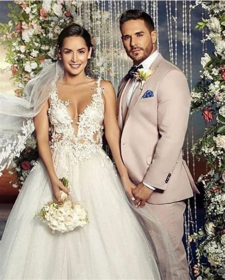 Is Carmen Villalobos Married?