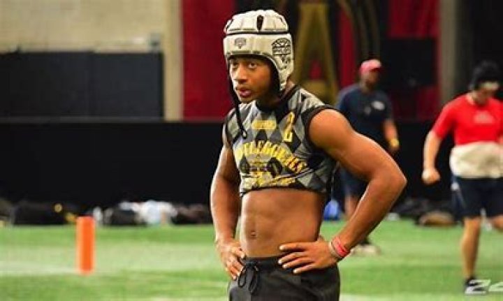 Is Derek Stingley Related To Darryl Stingley? ·