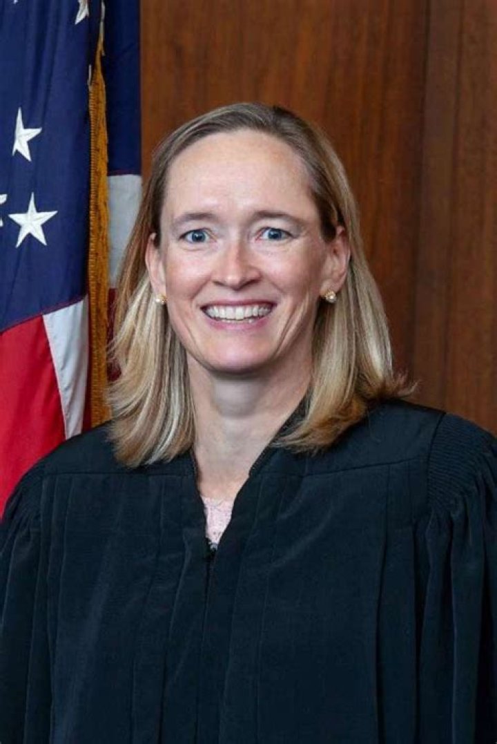 Is Judge Jeanines Daughter On The Five?