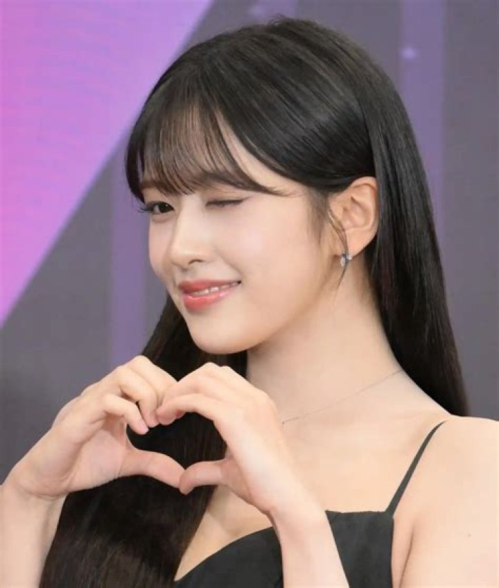 Jang Won-young Bio, Age & Facts About The Ive Member