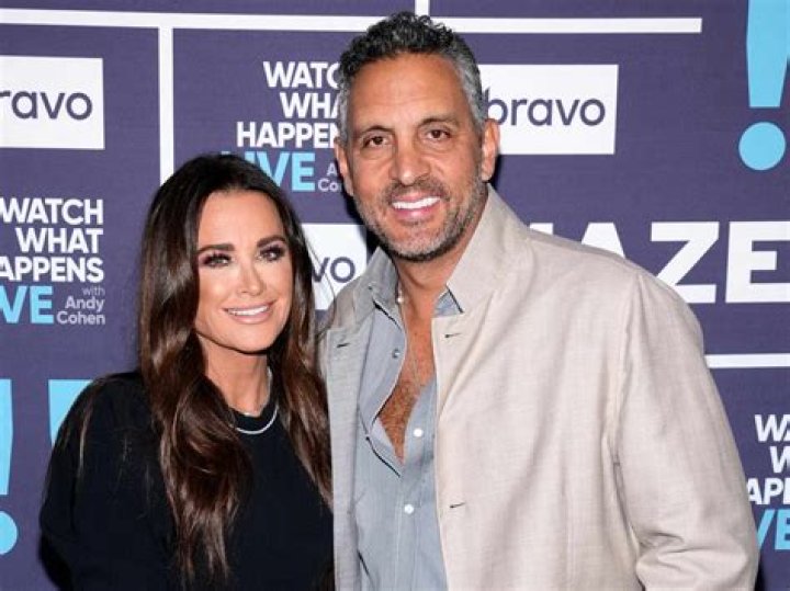 John Ashton Bio, Wiki, Age, Family, Wife, Movies, Beverly Hills, and Net Worth ·