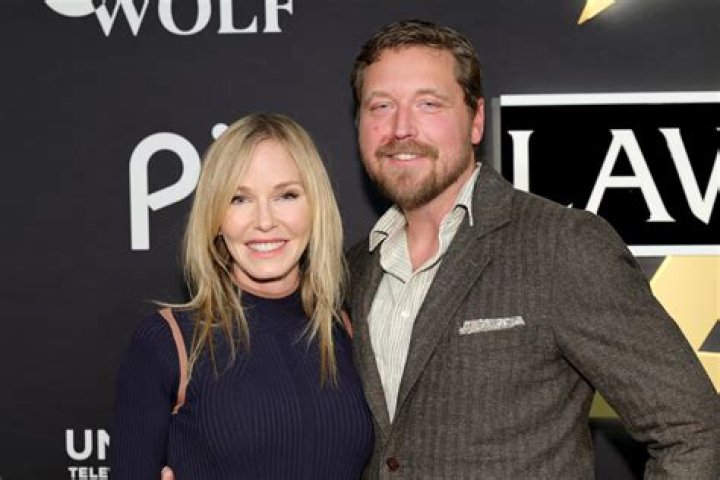 Kelli Giddish Married: Info on Law & Order: SVU Stars Family Life