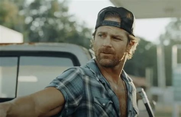 Kip Moore Biography, Age, Height, Wife, Net Worth, Family ·