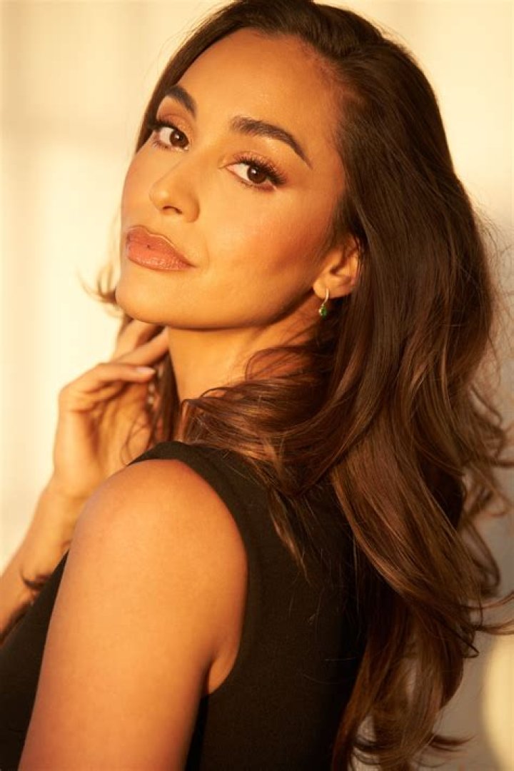 Lindsey Morgan ·