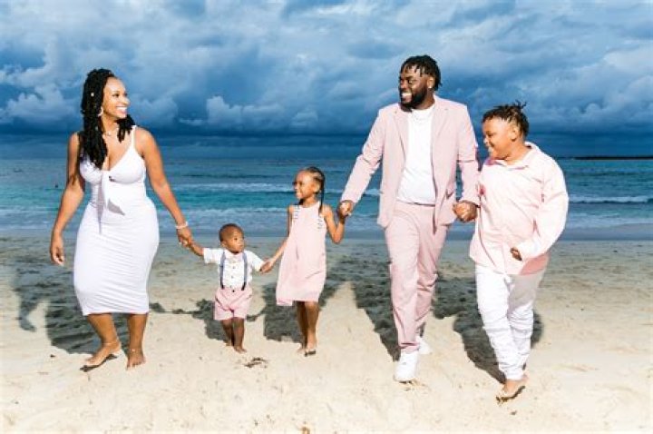 Married, Husband, Daily Beast, Family, Height