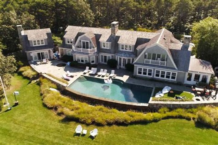 Marthas Vineyard' cost? Bravo's expensive filming locati ·
