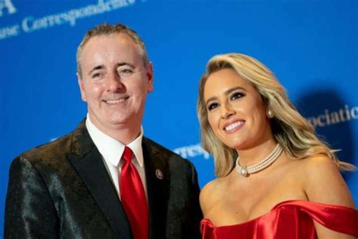 Meet Lauren Blanchard-National Correspondent at Fox News. Know her wedding and husband! ·