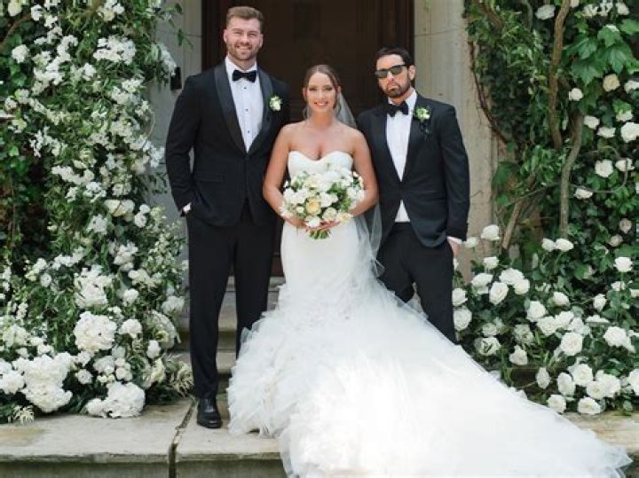 Meet Lesley Stahls Daughter Taylor Stahl Latham; Taylor Stahl Latham Age, Wedding, Husband, Educa