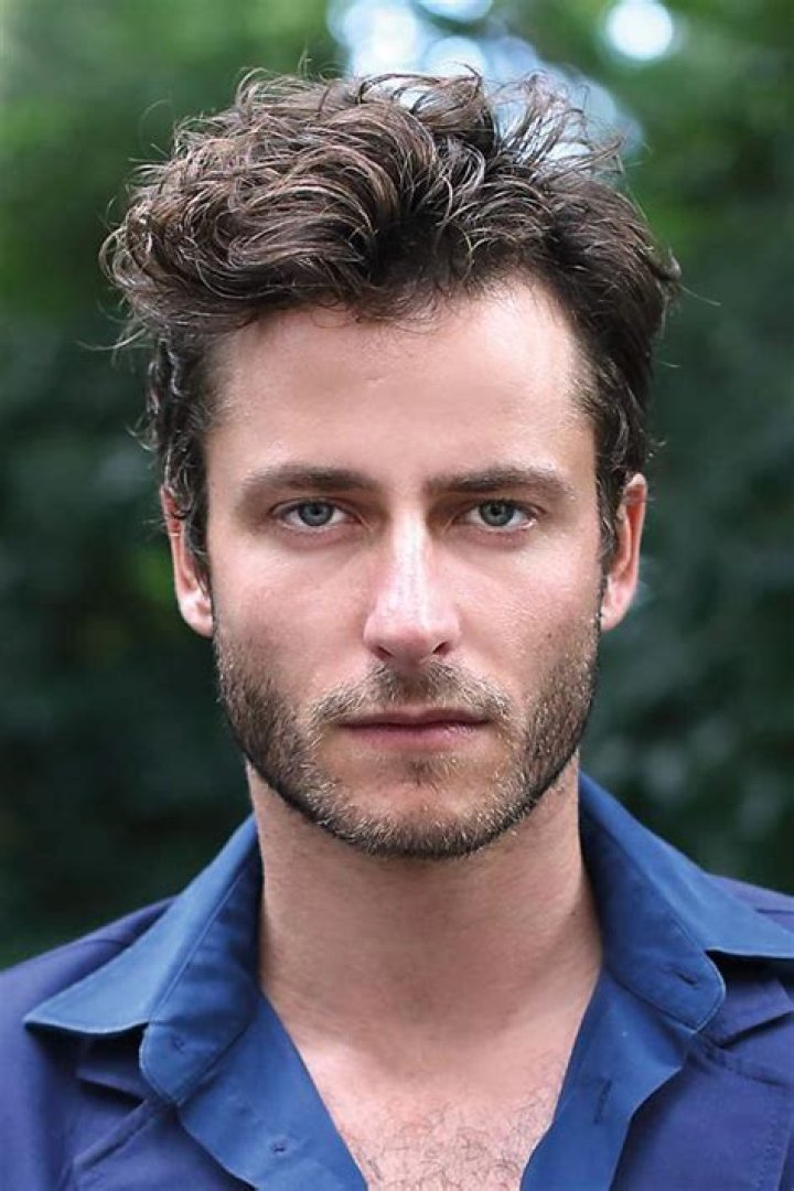 Michael Aloni ·