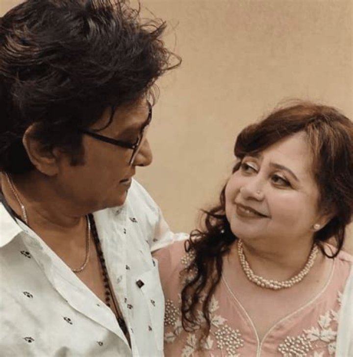 Muzammil Akhtar Shabbir Biography, Age, Height, Wife, Net Worth, Family