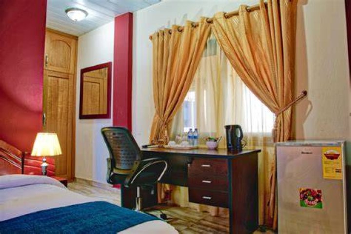 NARPO HOTELS, Dome, Ghana