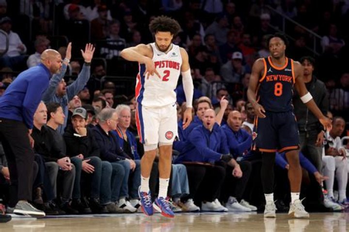 NBA: Does Ayo Dosunmu Have A Girlfriend? Parents and Family Details To Follow