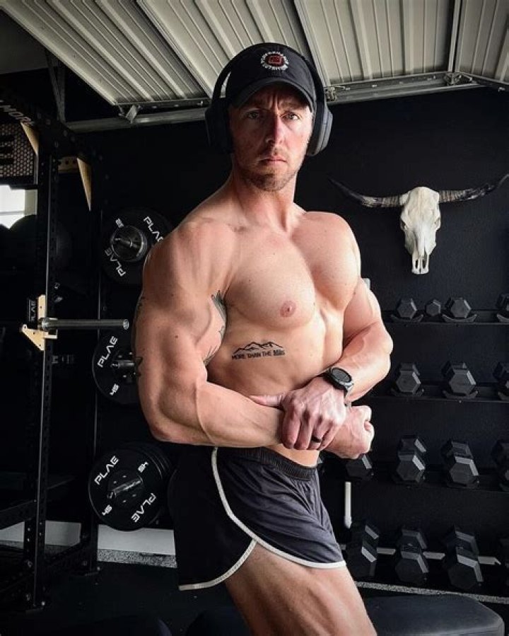Nick Bare Age, Wikipedia, Biography, Height, Weight, Net Worth in 2021 and more ·