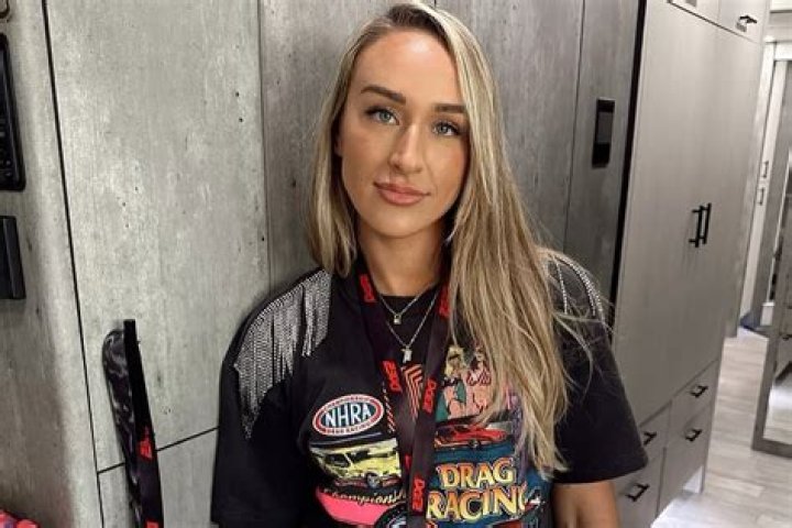 Nicole Hocking Wikipedia, Biography, Age, Height, Luke Combs Wife Instagram