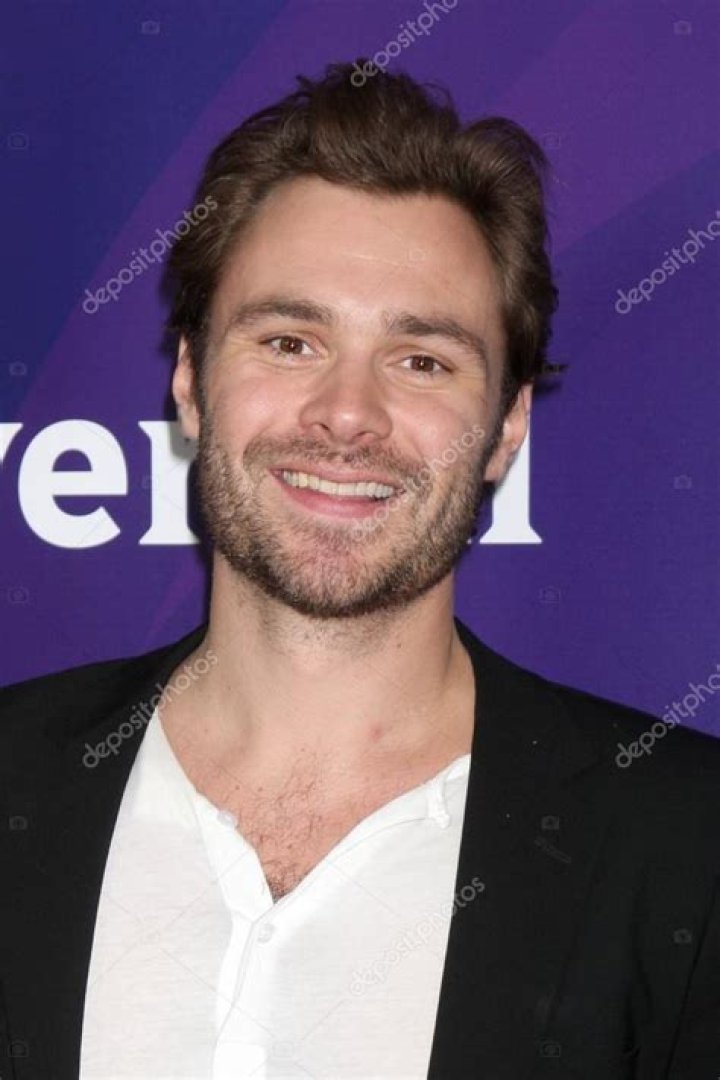 Patrick Flueger Height, Weight, Age, Girlfriend, Family, Facts, Biography