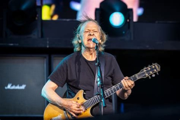 Stevie Young ·