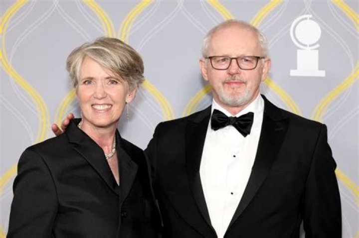 Susan Wheeler Duff Bio (Wiki) ·