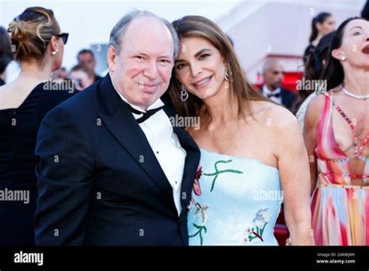 Suzanne Zimmer Wikipedia, age, birthday, husband, children, net worth